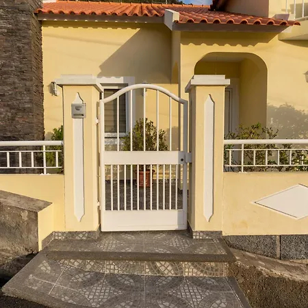 Σπίτι διακοπών Vanda House Com 2 Quartos Vista Mar E Montanha No Centro Da Ilha Tabua (Madeira)