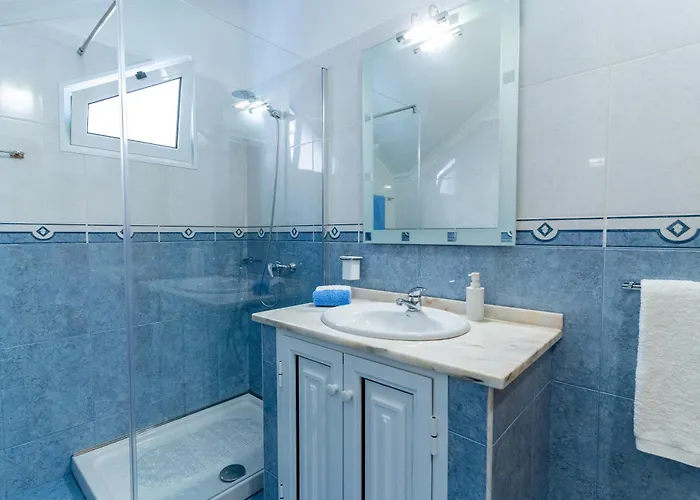 Tatil Evi Vanda House Com 2 Quartos Vista Mar E Montanha No Centro Da Ilha Tabua (Madeira)