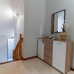 Tatil Evi Vanda House Com 2 Quartos Vista Mar E Montanha No Centro Da Ilha