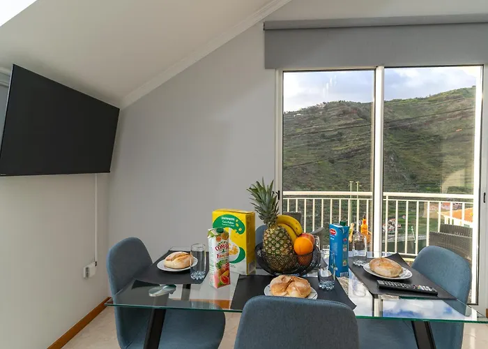 Nyaraló Vanda House Com 2 Quartos Vista Mar E Montanha No Centro Da Ilha *