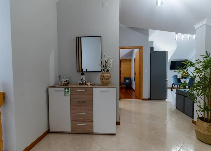 بيت للعطل Vanda House Com 2 Quartos Vista Mar E Montanha No Centro Da Ilha