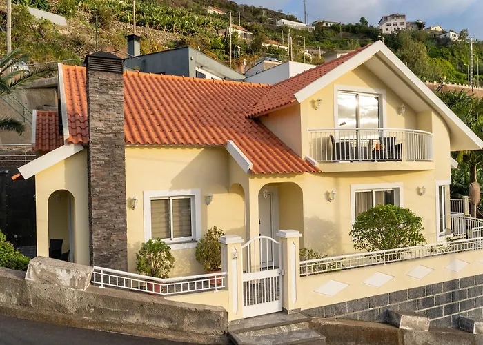 بيت للعطل Vanda House Com 2 Quartos Vista Mar E Montanha No Centro Da Ilha Tabua (Madeira)