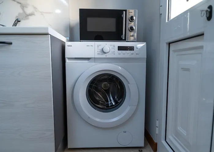 Vanda House Com 2 Quartos Vista Mar E Montanha No Centro Da Ilha